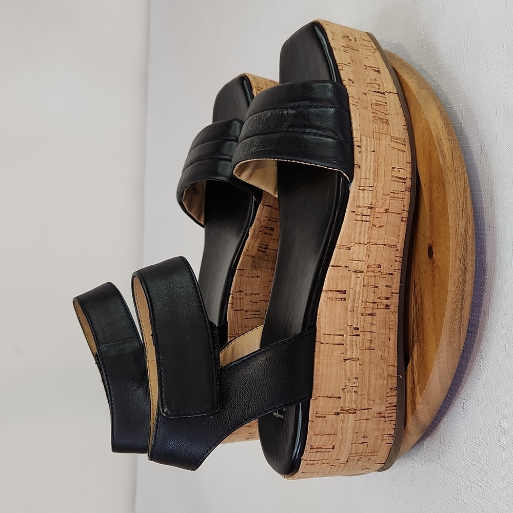 Franco Sarto Black Platform Cork Sandals. Size 6.5 I